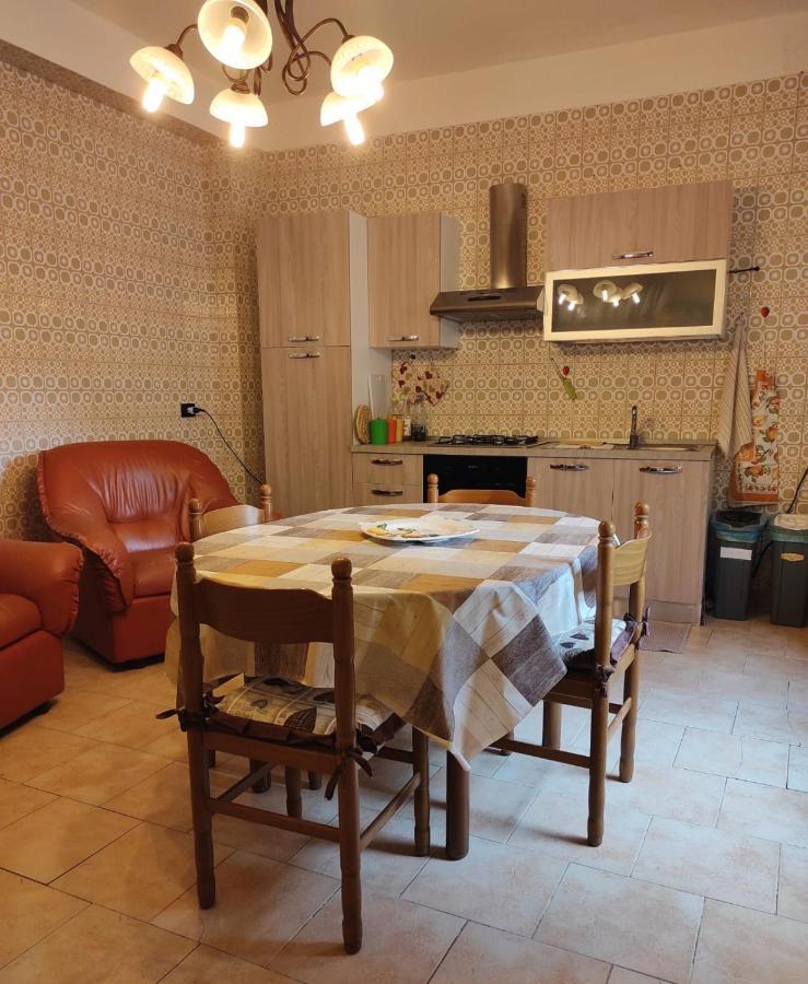 Casa Vacanza Di Maggio Apartment Cinisi Bagian luar foto