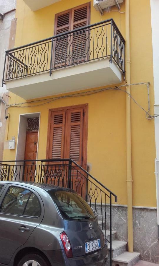 Casa Vacanza Di Maggio Apartment Cinisi Bagian luar foto